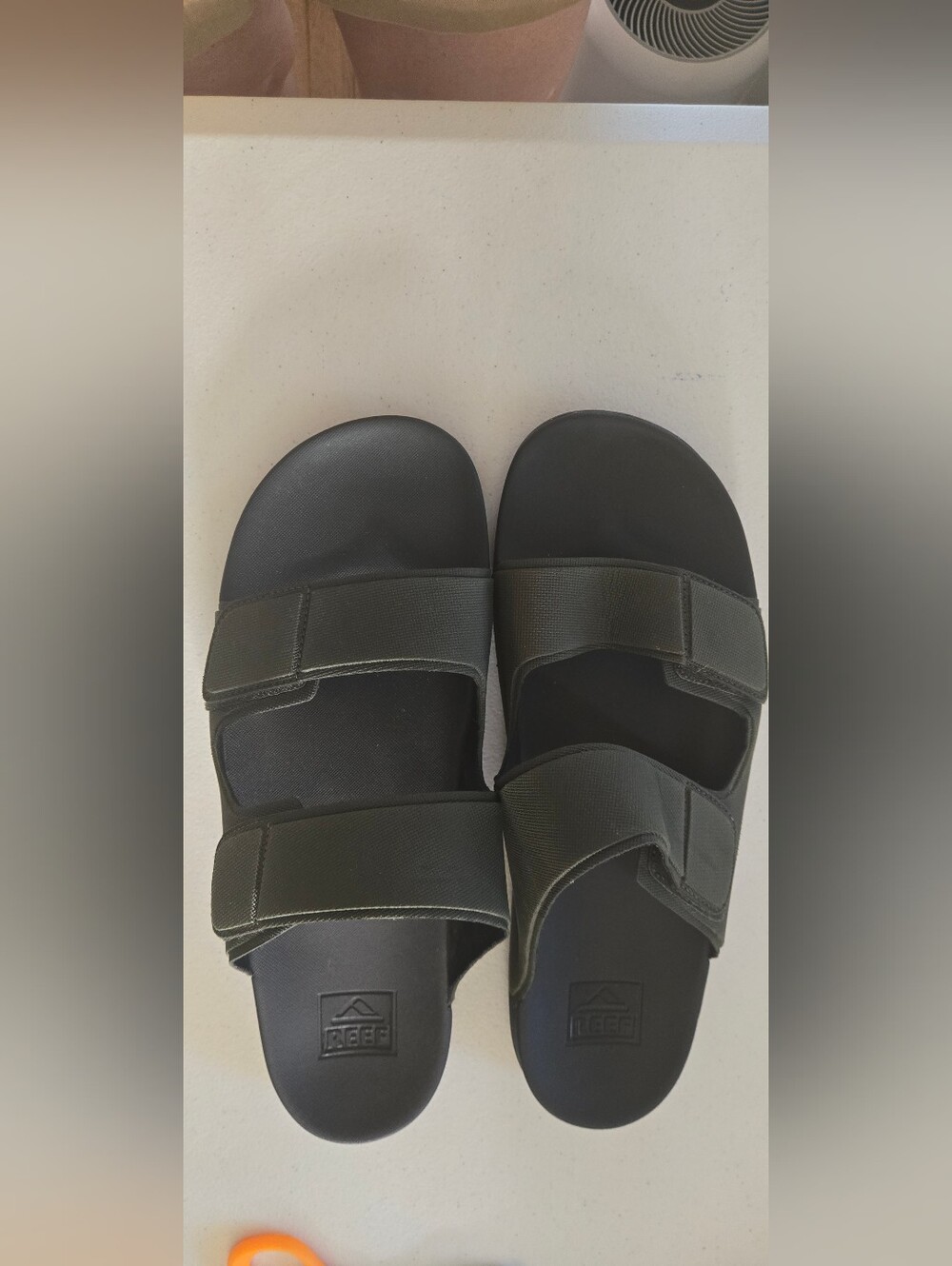 Reef mens green comfort sandals 13